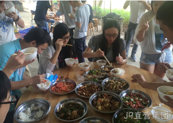 J9直营集团午餐